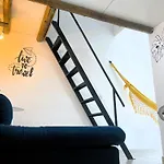 Atenas - Lofts Com Cozinha - Proximo Aeroporto E Rodoviaria